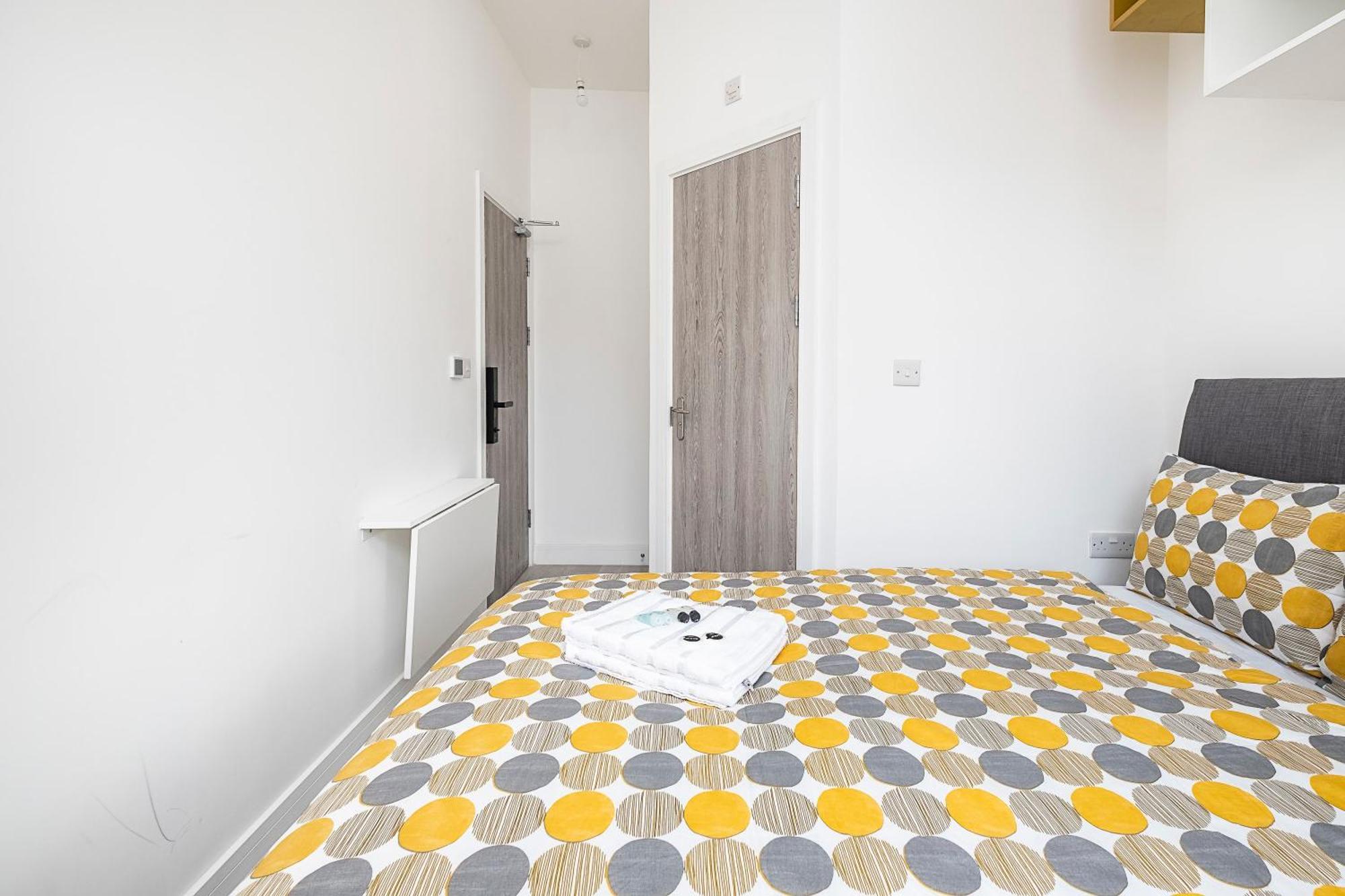 Victorian Beauty With Private Toilet And Shower Near Tube Station London Kültér fotó